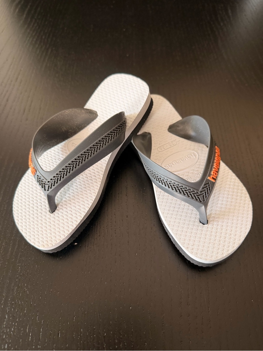 Kids Havaianas White Sandals with Black Straps and Orange Logo size 25-26